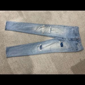 American eagle skinny jeans with rips